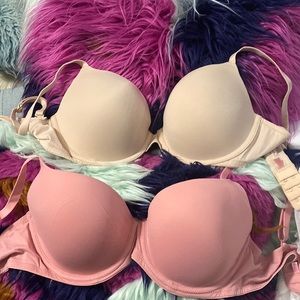 Victorias secret wear anywhere t-shirt bra